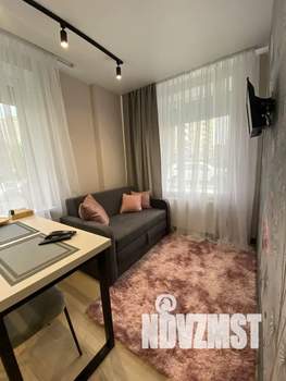 Студия квартира, посуточно, 25м2, 1/17 этаж