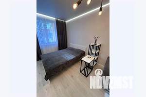 1-к квартира, посуточно, 40м2, 18/25 этаж
