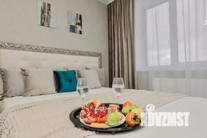 1-к квартира, посуточно, 62м2, 17/27 этаж