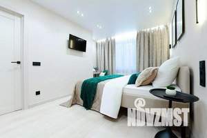 2-к квартира, посуточно, 45м2, 17/25 этаж