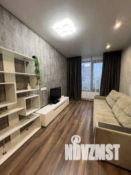 1-к квартира, посуточно, 48м2, 3/22 этаж