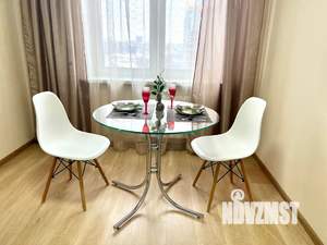 1-к квартира, посуточно, 38м2, 13/17 этаж