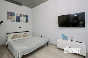 Студия квартира, посуточно, 35м2, 1/9 этаж