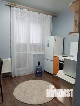 1-к квартира, посуточно, 39м2, 3/10 этаж