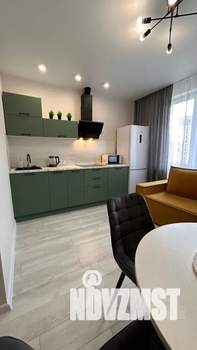 1-к квартира, посуточно, 40м2, 6/9 этаж