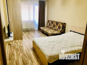 1-к квартира, посуточно, 40м2, 5/18 этаж