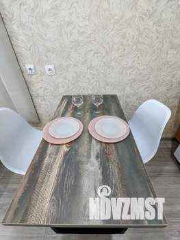 Студия квартира, посуточно, 30м2, 23/25 этаж