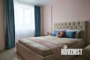 1-к квартира, посуточно, 38м2, 7/17 этаж