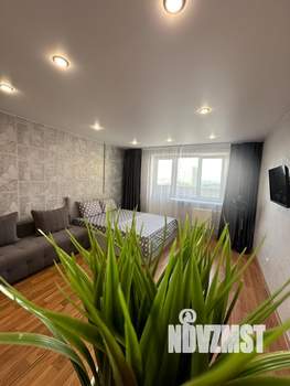 Студия квартира, посуточно, 30м2, 10/18 этаж