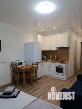 Студия квартира, посуточно, 25м2, 9/18 этаж