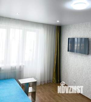 1-к квартира, посуточно, 37м2, 1/1 этаж