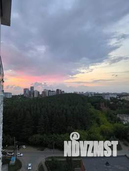 Студия квартира, посуточно, 29м2, 12/18 этаж