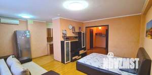 Студия квартира, посуточно, 50м2, 8/10 этаж