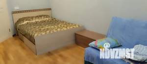 1-к квартира, посуточно, 33м2, 2/18 этаж