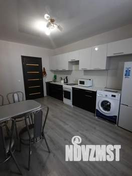 2-к квартира, посуточно, 65м2, 13/18 этаж