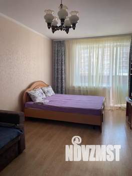 1-к квартира, посуточно, 40м2, 3/10 этаж