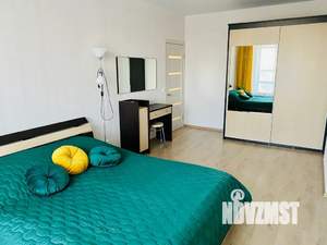 2-к квартира, посуточно, 70м2, 14/17 этаж