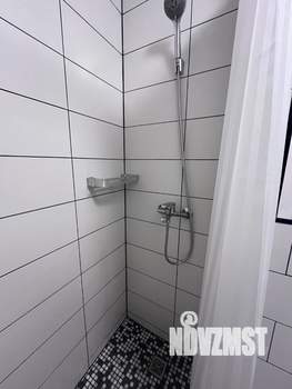 Студия квартира, посуточно, 35м2, 1/9 этаж