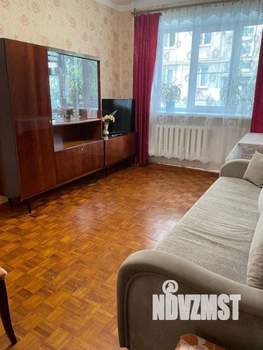 3-к квартира, посуточно, 50м2, 1/1 этаж