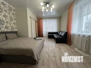 1-к квартира, посуточно, 34м2, 2/5 этаж