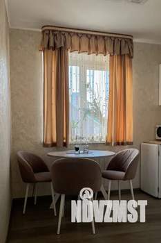 1-к квартира, посуточно, 36м2, 3/3 этаж