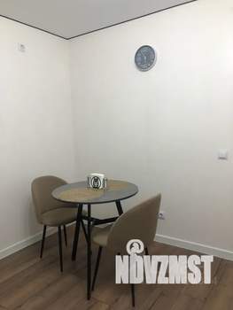 1-к квартира, посуточно, 40м2, 18/27 этаж