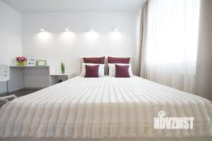 1-к квартира, посуточно, 40м2, 18/18 этаж