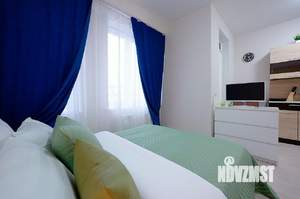 1-к квартира, посуточно, 38м2, 1/1 этаж