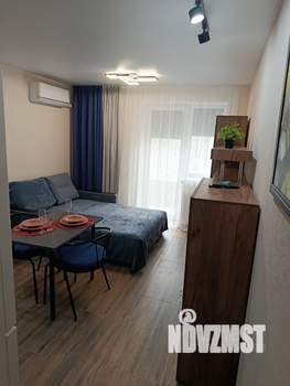 Студия квартира, посуточно, 25м2, 6/17 этаж