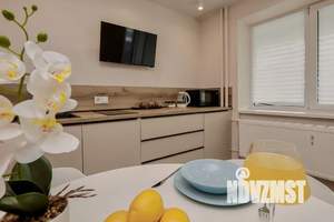 Студия квартира, посуточно, 35м2, 1/17 этаж