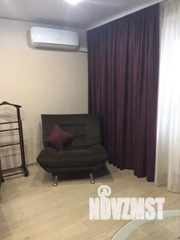 Студия квартира, посуточно, 33м2, 14/18 этаж