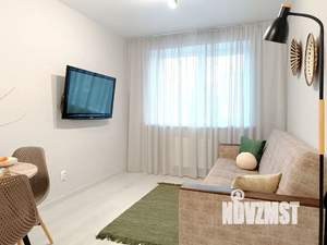 1-к квартира, посуточно, 35м2, 6/17 этаж