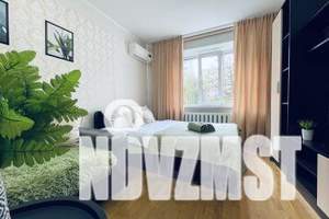 1-к квартира, посуточно, 43м2, 1/12 этаж
