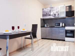 1-к квартира, посуточно, 43м2, 4/18 этаж