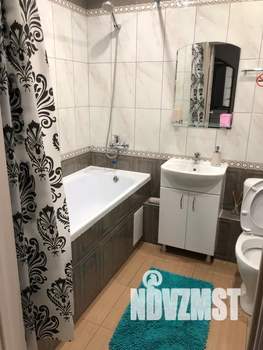 1-к квартира, посуточно, 38м2, 3/10 этаж