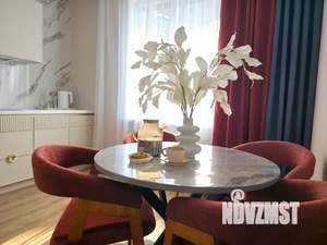 1-к квартира, посуточно, 42м2, 8/17 этаж