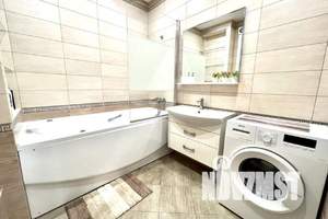 2-к квартира, посуточно, 46м2, 8/25 этаж