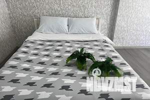 1-к квартира, посуточно, 40м2, 23/25 этаж