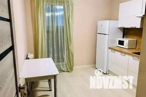 1-к квартира, посуточно, 43м2, 8/17 этаж