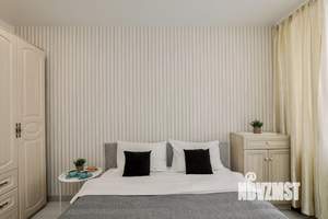 1-к квартира, посуточно, 37м2, 13/18 этаж