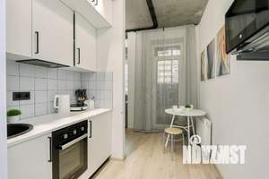 Студия квартира, посуточно, 25м2, 1/9 этаж