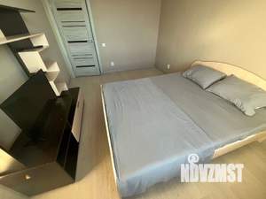 2-к квартира, посуточно, 80м2, 1/1 этаж