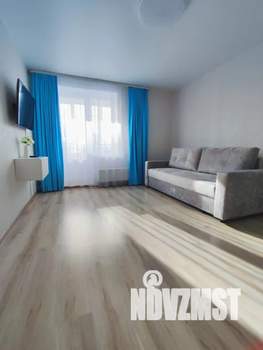 1-к квартира, посуточно, 43м2, 4/18 этаж