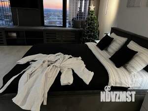 Студия квартира, посуточно, 46м2, 17/22 этаж