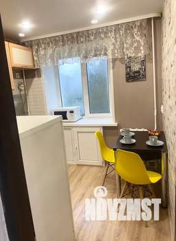 Студия квартира, посуточно, 31м2, 4/5 этаж