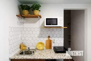 Студия квартира, посуточно, 18м2, 1/4 этаж