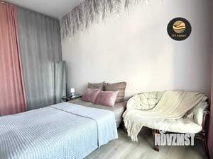 Студия квартира, посуточно, 30м2, 25/25 этаж