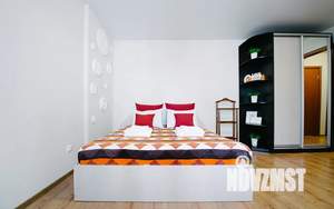 1-к квартира, посуточно, 38м2, 10/18 этаж