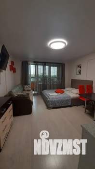 Студия квартира, посуточно, 29м2, 10/18 этаж