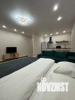 Студия квартира, посуточно, 36м2, 2/28 этаж